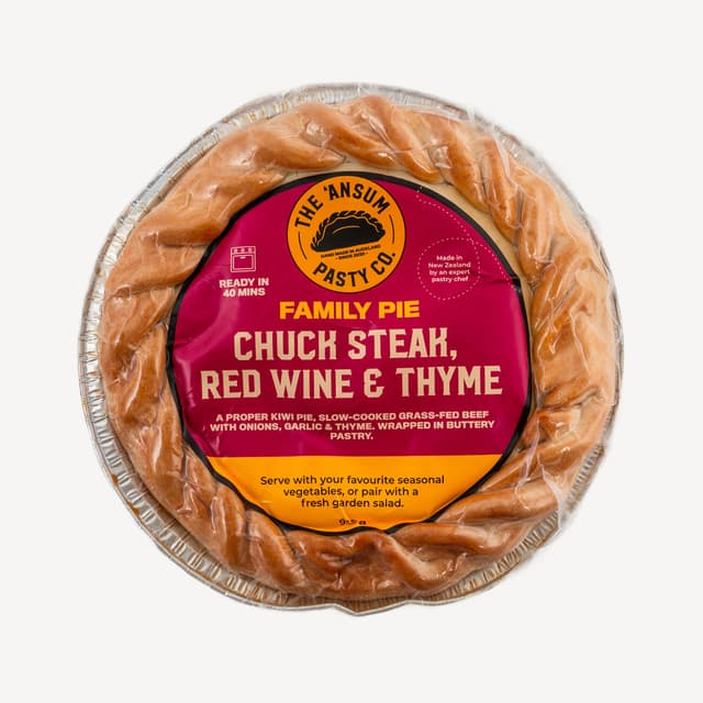Ansum Steak, Wine & Thyme Family Pie 950g